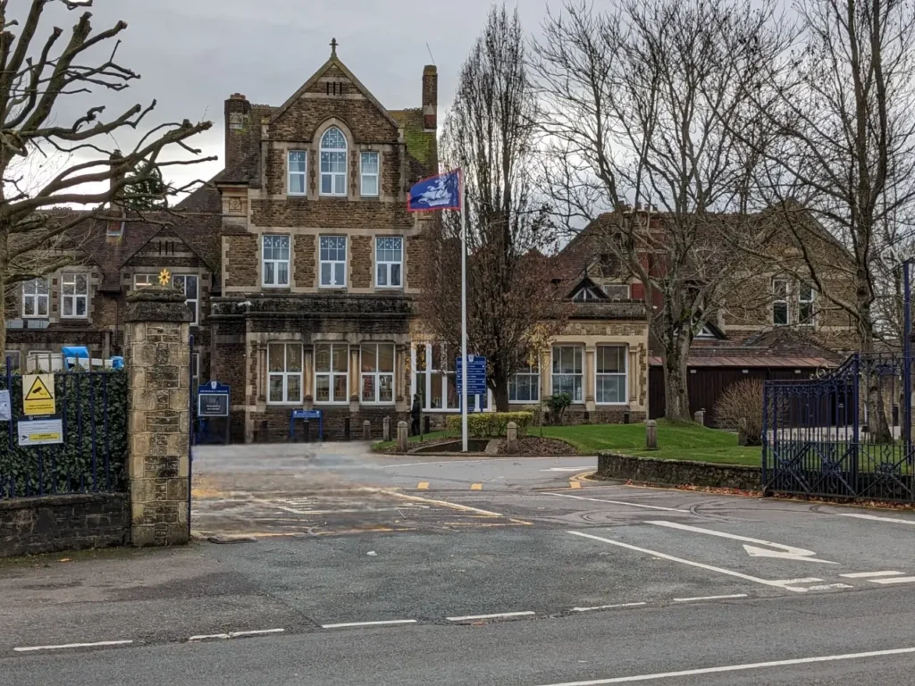 Churcher's College